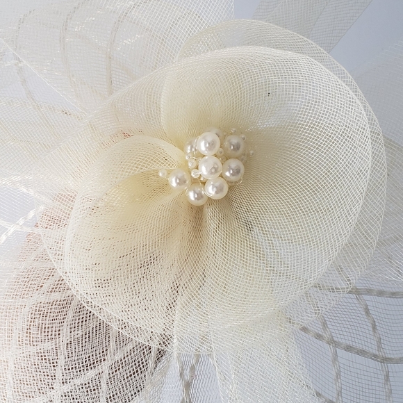 Hair Accessory - Picture 3 of 4